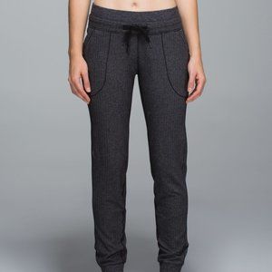 Lululemon Base Runner Pant